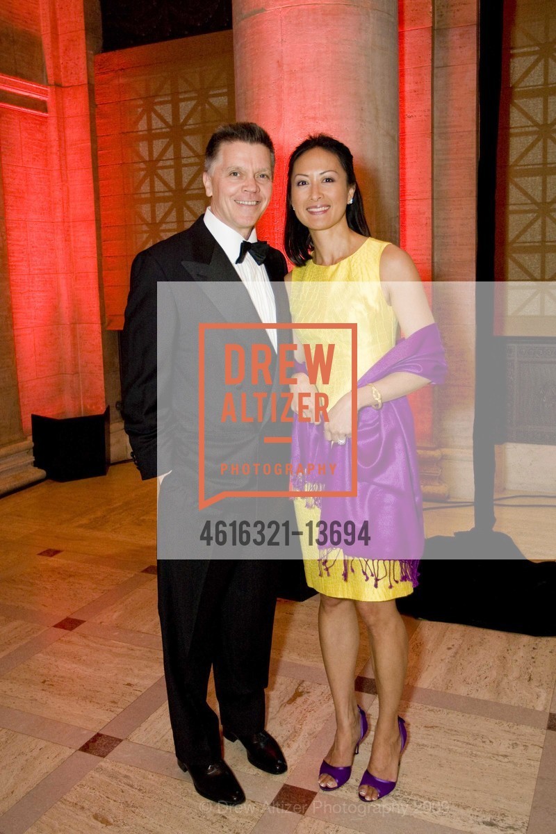 Joe Anastasi, Angela Anastasi, ASIAN ART MUSEUM Samurai Gala, US, June 12th, 2009, Photo #4616321-13694 Joe Anastasi, Angela Anastasi, Photo #4616321-13694