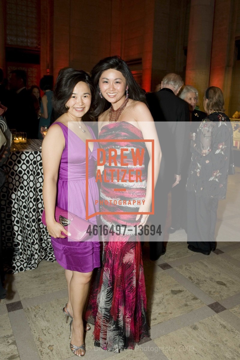 Philomena King, Grace King, ASIAN ART MUSEUM Samurai Gala, US, June 12th, 2009, Photo #4616497-13694 Philomena King, Grace King, Photo #4616497-13694