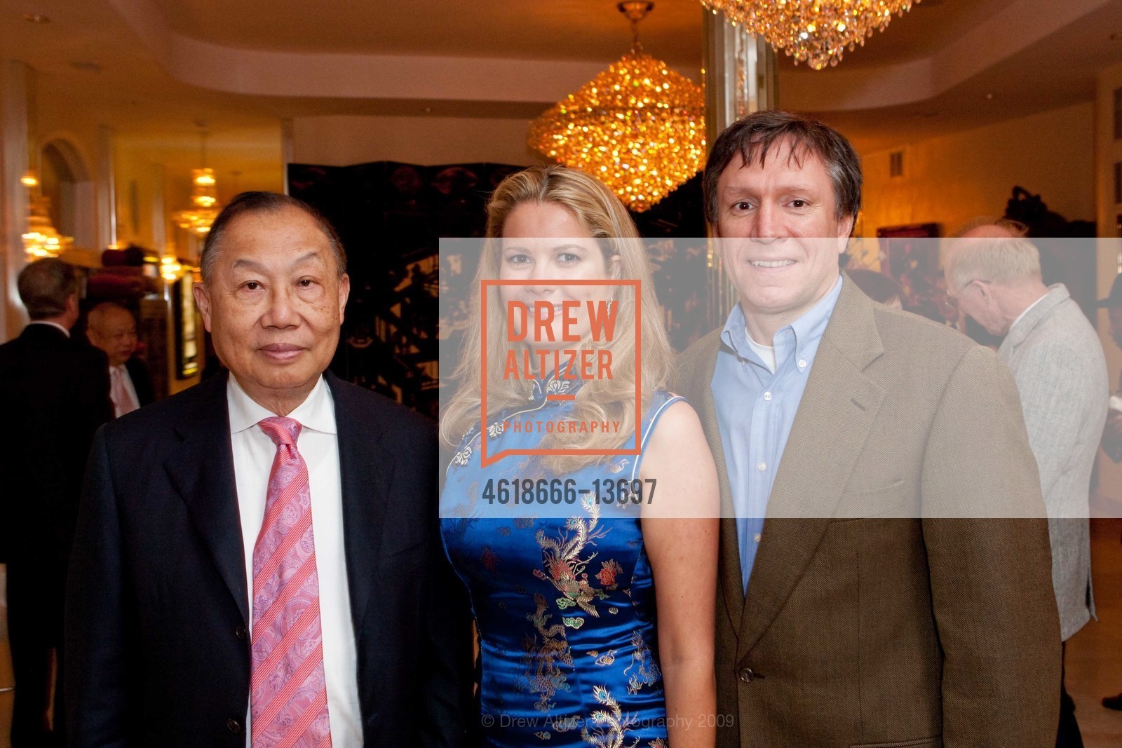 Steven Lee, Kelly Grimes, Barry Shotts, SF Symphony Chinese New Year, US, December 2nd, 2009, Photo #4618666-13697 Steven Lee, Kelly Grimes, Barry Shotts, Photo #4618666-13697