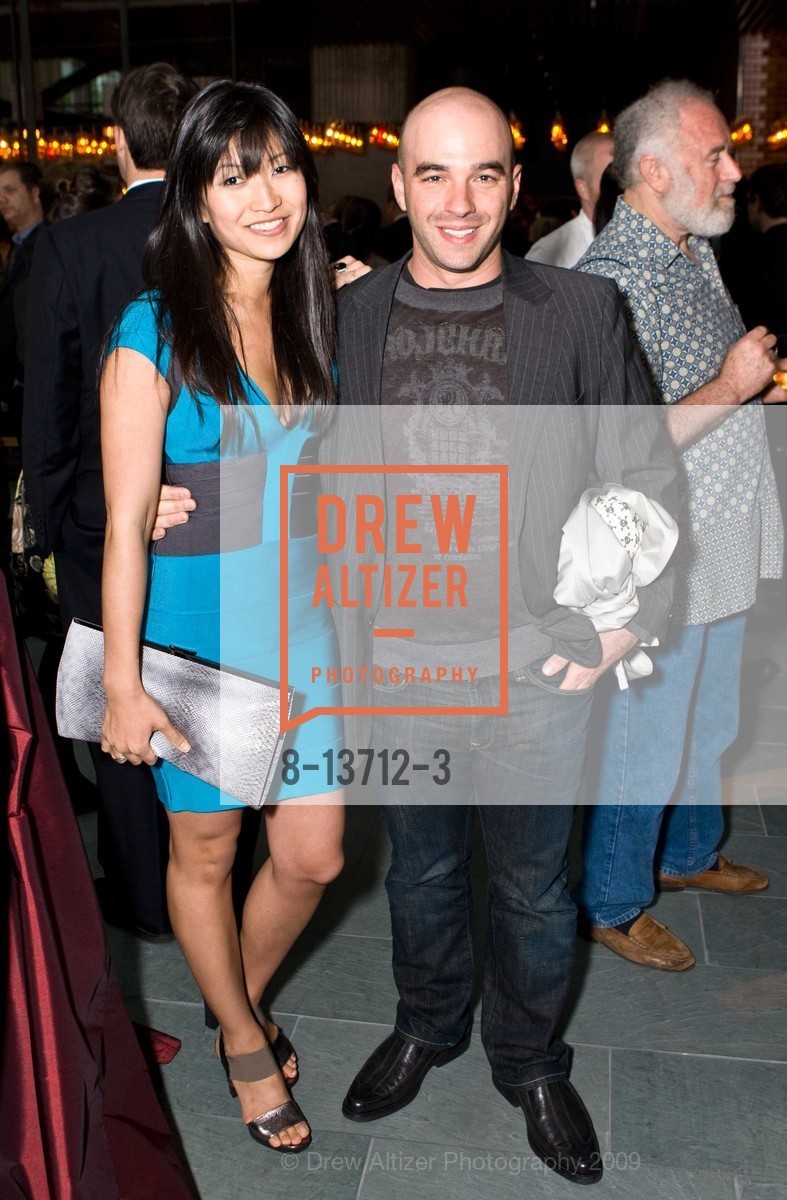 Erin Kim, Matthew Cowan, Grand Opening of MICHAEL MINA's RN74, US, April 24th, 2009, Photo #8-13712-3 Erin Kim, Matthew Cowan, Photo #8-13712-3
