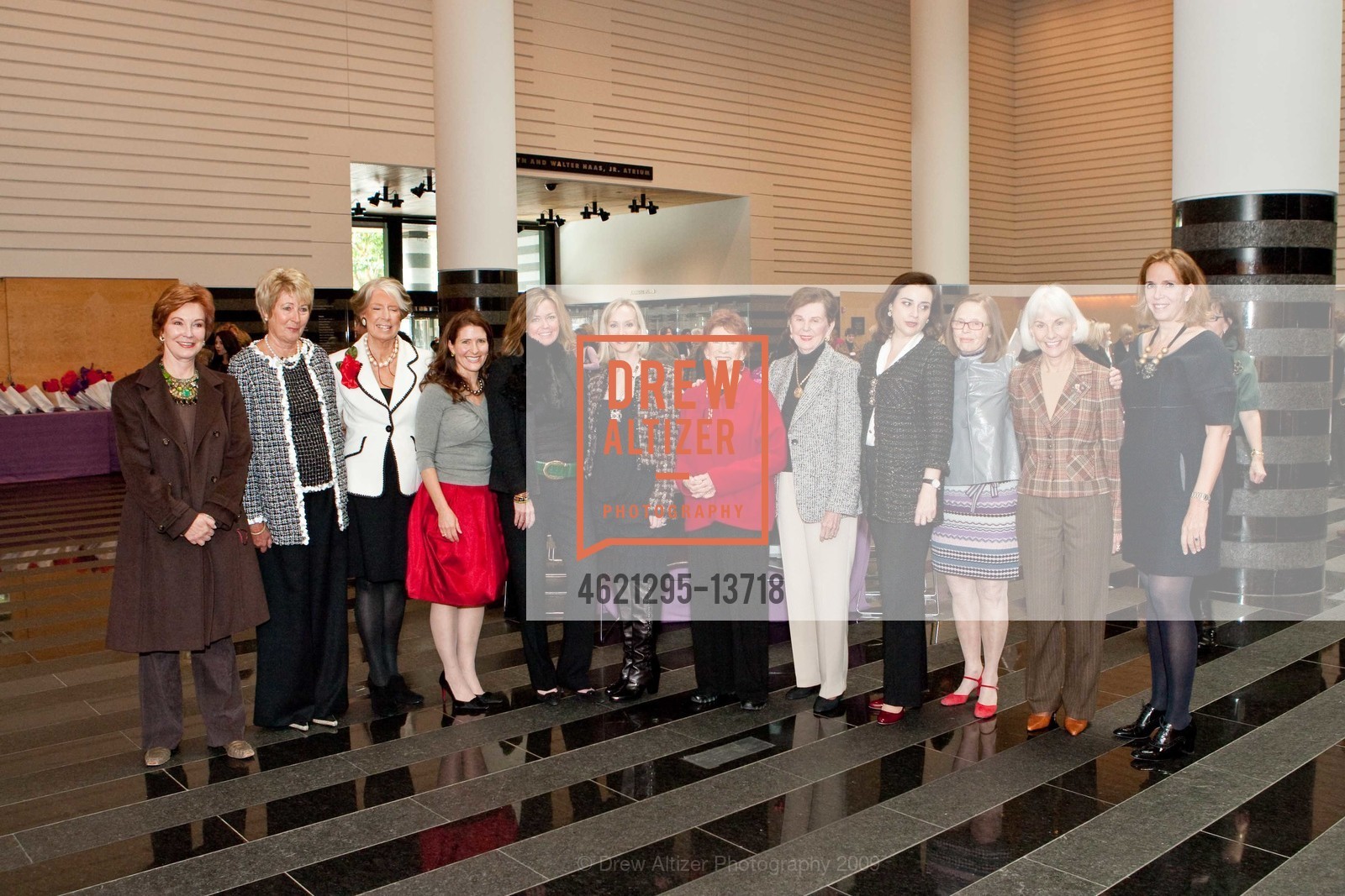 Michele Larsen, Rosemary Klebahn, Debra Dooley, Sara Cumbelich, Cathy Post, O.J. Shansby, Margy Boyd, Ann Roth, Dolly Chammas, Mary Falk, Helen Pascoe, Lisa Miller, SFMOMA MAC at 75 Anniversary Lunch, US, December 2nd, 2009, Photo #4621295-13718 Michele Larsen, Rosemary Klebahn, Debra Dooley, Sara Cumbelich, Cathy Post, O.J. Shansby, Margy Boyd, Ann Roth, Dolly Chammas, Mary Falk, Helen Pascoe, Lisa Miller, Photo #4621295-13718