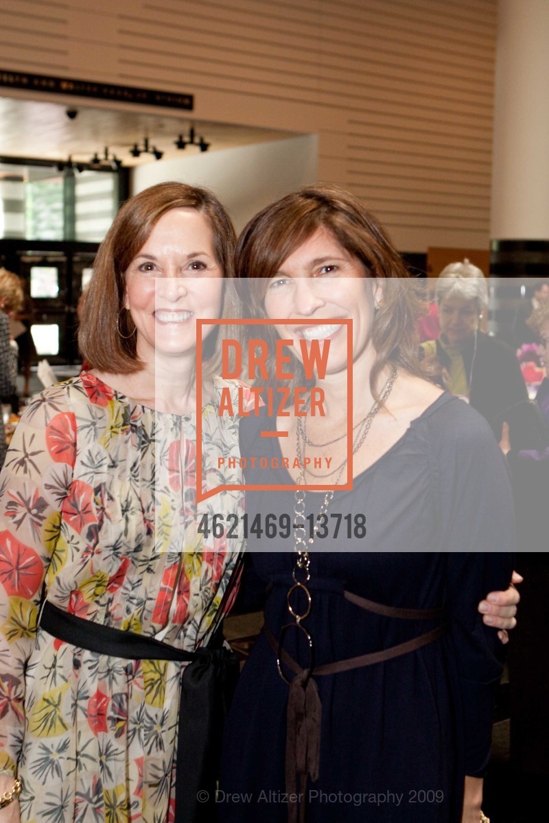 Fran Van Bergen, Karen Block, SFMOMA MAC at 75 Anniversary Lunch, US, December 2nd, 2009, Photo #4621469-13718 Fran Van Bergen, Karen Block, Photo #4621469-13718