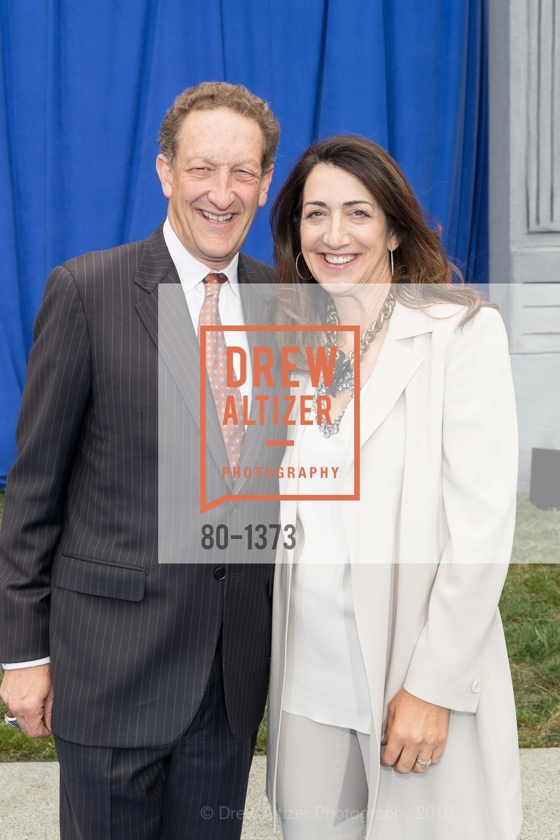 Larry Baer, Pam Baer, Photo #80-1373