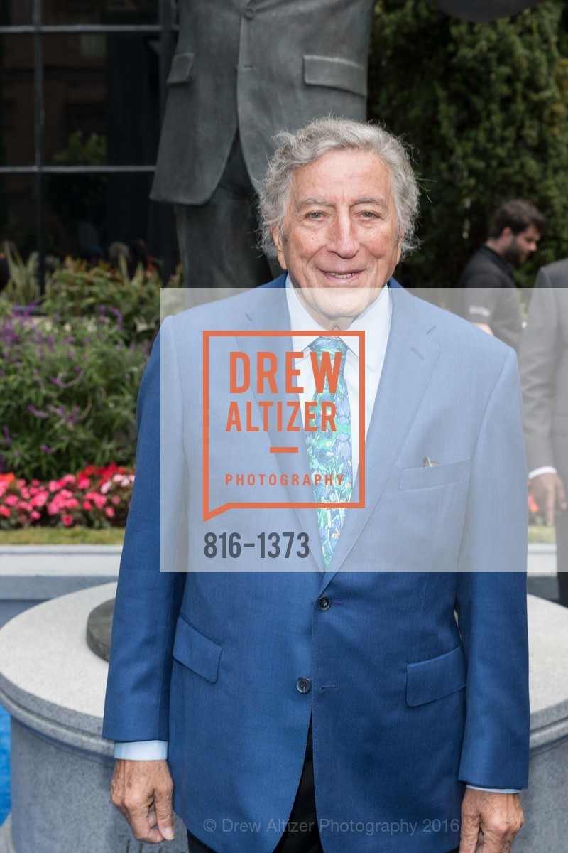 Tony Bennett, Photo #816-1373