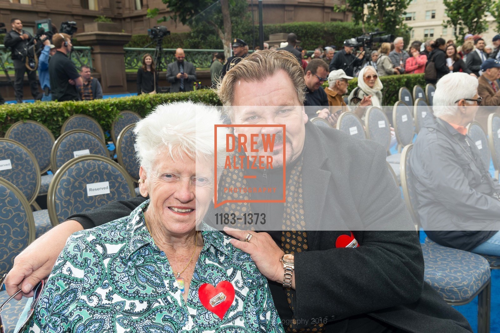 Linda Lee, Larry Lare Nelson, Public Dedication & Unveiling for Tony Bennett Commemorative Statue, Fairmont, August 19th, 2016, Photo #1183-1373 Linda Lee, Larry Lare Nelson, Photo #1183-1373