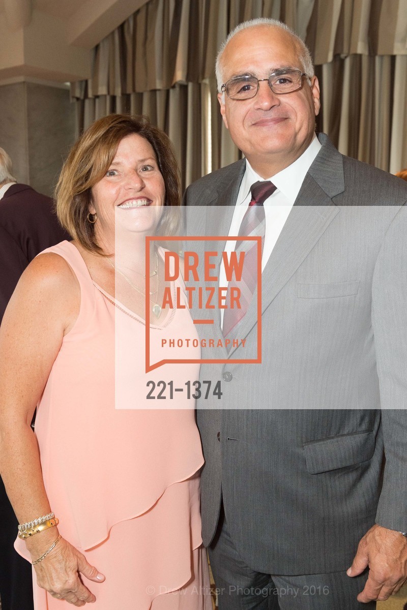 Linda Petricca, Mike Petricca, Tony Bennett Benefit Dinner and Concert, Fairmont, Venetian Room, August 20th, 2016, Photo #221-1374 Linda Petricca, Mike Petricca, Photo #221-1374