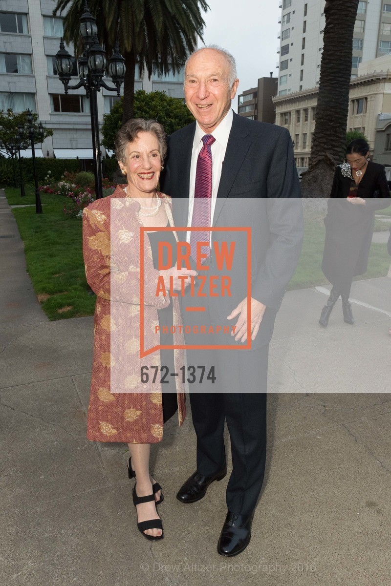 Gail Nebenzahl, Bernie Nebenzahl, Tony Bennett Benefit Dinner and Concert, Fairmont, Venetian Room, August 20th, 2016, Photo #672-1374 Gail Nebenzahl, Bernie Nebenzahl, Photo #672-1374