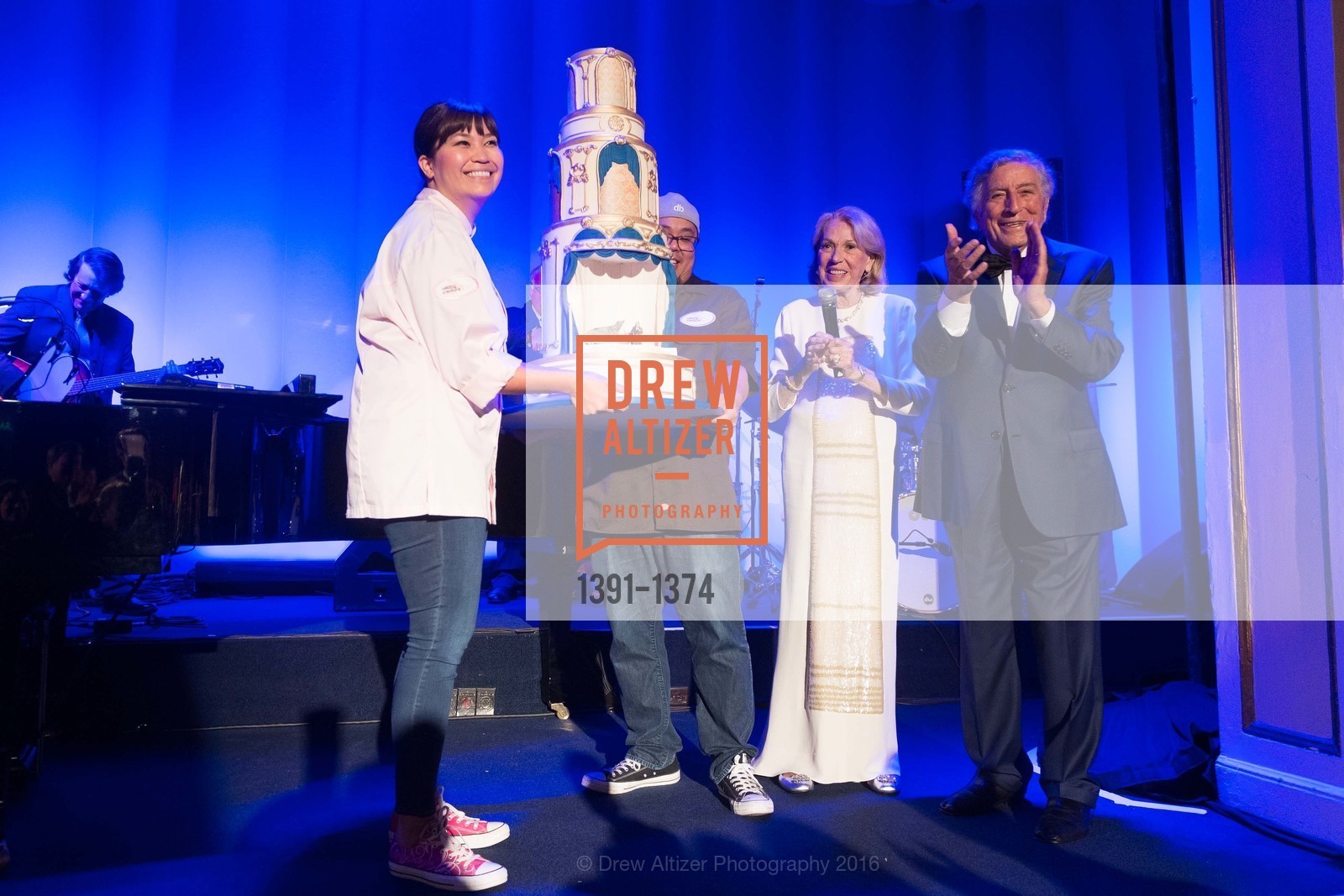 Charlotte Shultz, Tony Bennett, Tony Bennett Benefit Dinner and Concert, Fairmont, Venetian Room, August 20th, 2016, Photo #1391-1374 Charlotte Shultz, Tony Bennett, Photo #1391-1374
