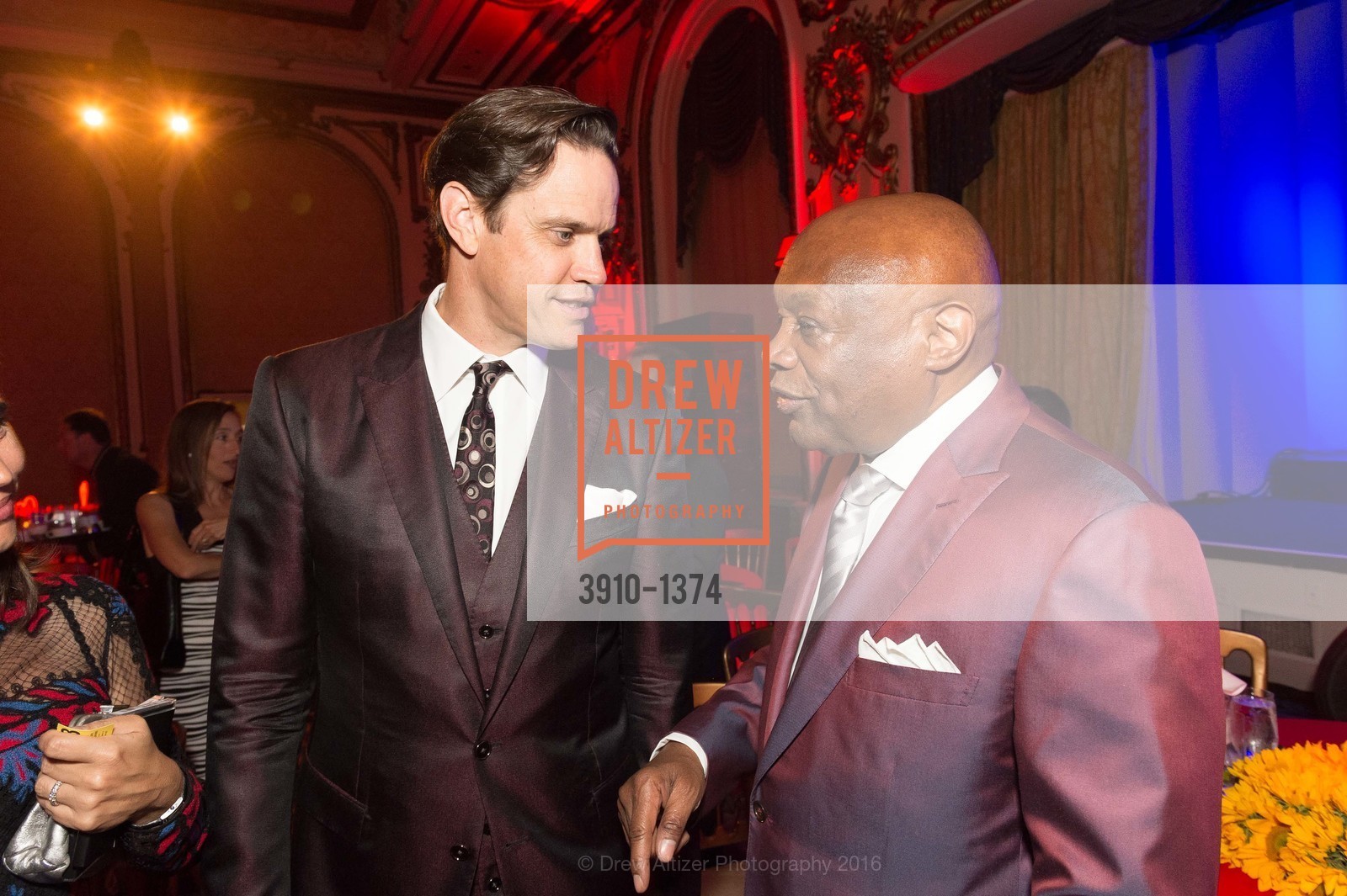 Robert Mailer Anderson, Willie Brown, Tony Bennett Benefit Dinner and Concert, Fairmont, Venetian Room, August 20th, 2016, Photo #3910-1374 Robert Mailer Anderson, Willie Brown, Photo #3910-1374