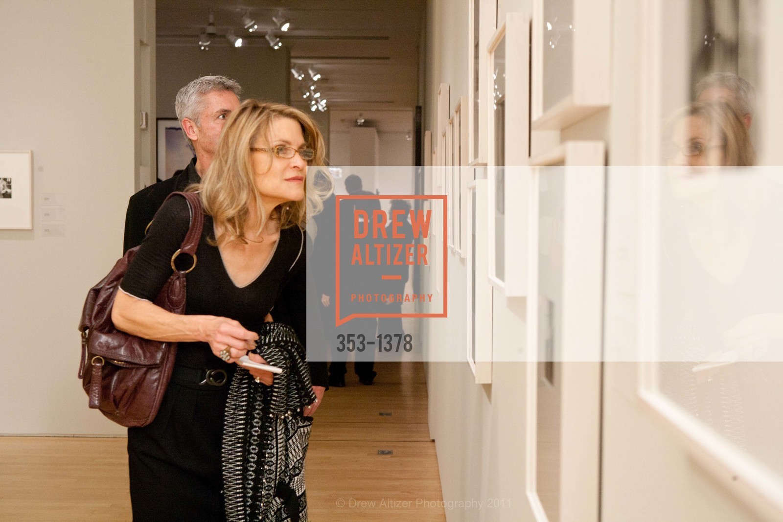 Gwynn Vitello, Bob Barns, Opening Reception for Francesca Woodman and The Air We Breathe at SFMOMA, SFMOMA, November 4th, 2011, Photo #353-1378 Gwynn Vitello, Bob Barns, Photo #353-1378