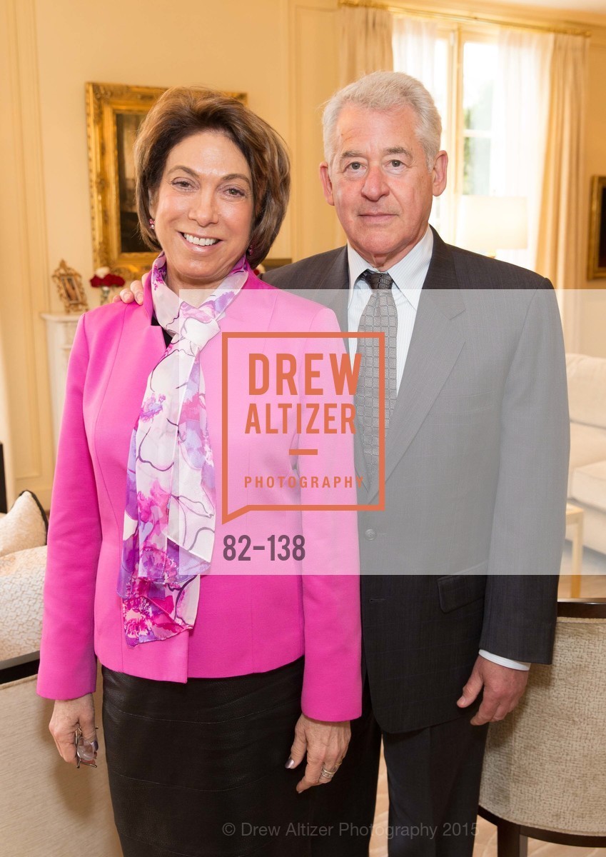 Laura Tyson, Erik Tarloff, Gucci & Vogue Dinner, Private Residence. Private Residence, May 30th, 2015, Photo #82-138 Laura Tyson, Erik Tarloff, Photo #82-138