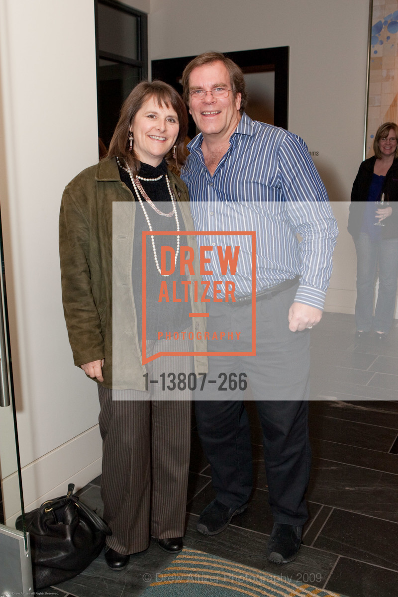 Randi Hutchinson, Jim Hutchinson, Photo #1-13807-266