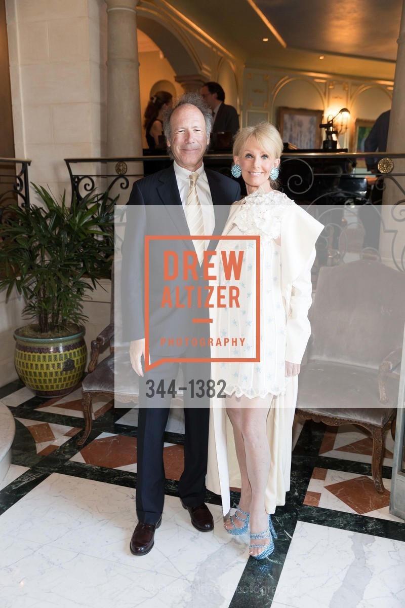 Tom Barrett, Belinda Berry, Opera Ball Patron Party, Private Residence, Photo #344-1382 Tom Barrett, Belinda Berry, Photo #344-1382