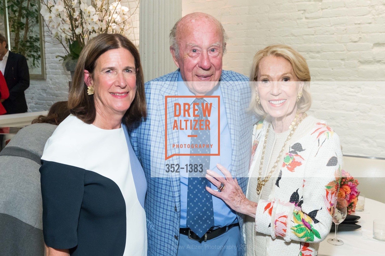 Ellanor Notides, George Shlutz, Charlotte Shultz, Christie's Reagan Reception SF, Villa Taverna, August 22nd, 2016, Photo #352-1383 Ellanor Notides, George Shlutz, Charlotte Shultz, Photo #352-1383