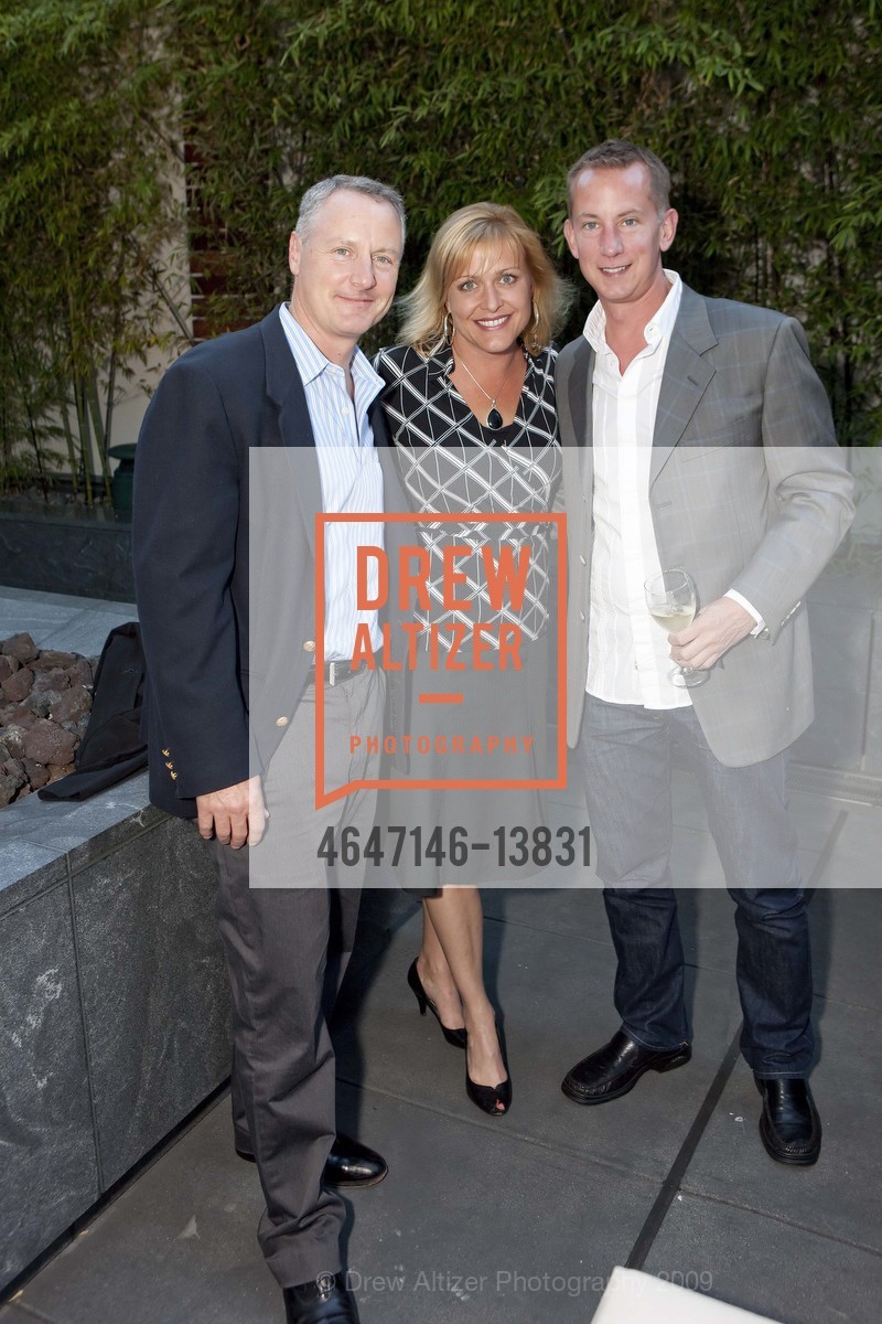 Matt Stiker, Lynn Bruni, Chris Clark, LEVI'S Party In Honor of www.GiveThemHopeNow.org, US, September 16th, 2009, Photo #4647146-13831 Matt Stiker, Lynn Bruni, Chris Clark, Photo #4647146-13831
