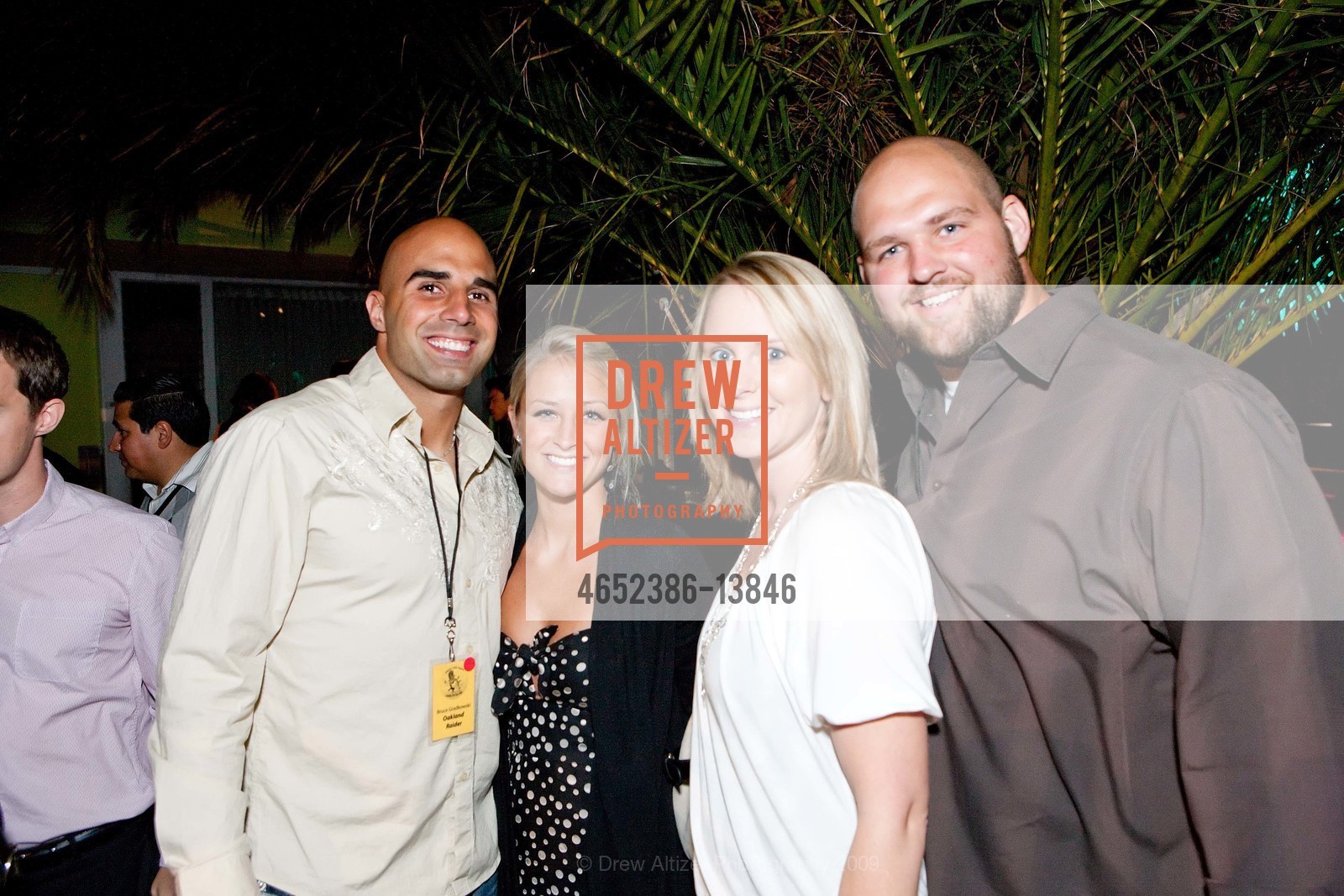 Bruce Gradkowski, Miranda Lucius, Krista Morris, Chris Morris, CELEBRITY POOL TOSS Benefiting The Tenderloin Neighborhood Development Corporation, US, October 6th, 2009, Photo #4652386-13846 Bruce Gradkowski, Miranda Lucius, Krista Morris, Chris Morris, Photo #4652386-13846