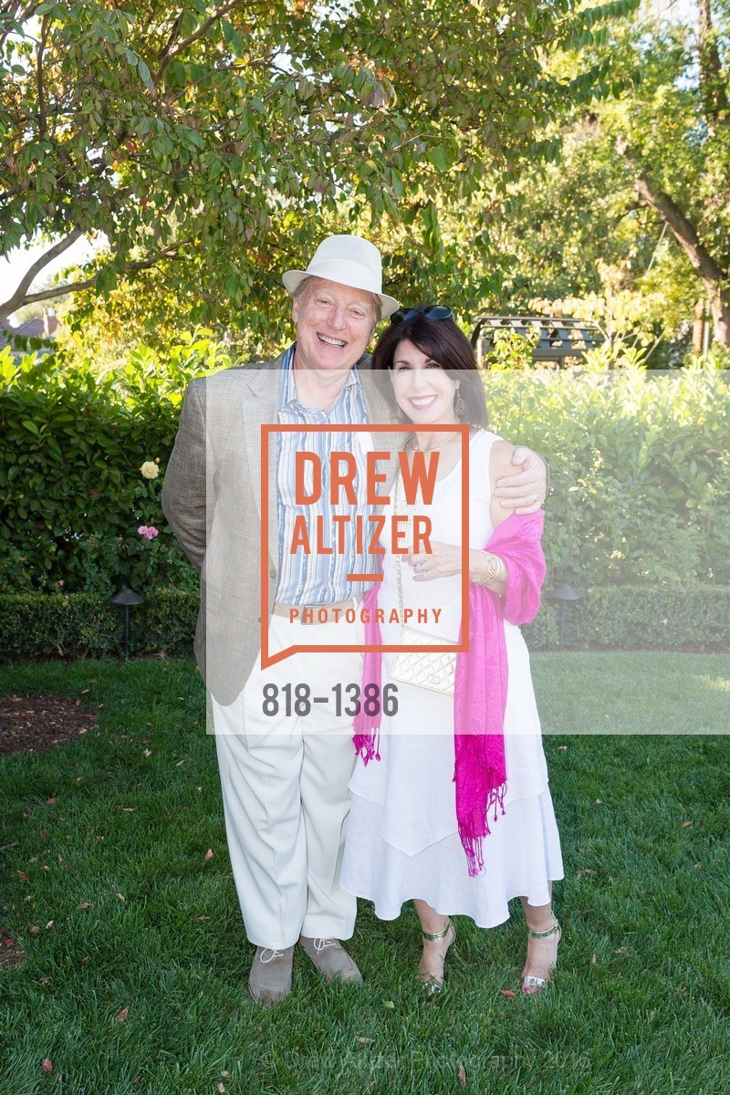 Steve Pickering, Jan Pickering, Auxiliary of Court Appointed Special Advocates (CASA) of San Mateo County Annual Garden Party, Private Garden in Hillsborough. 125 El Cerrito Avenue, August 28th, 2016, Photo #818-1386 Steve Pickering, Jan Pickering, Photo #818-1386