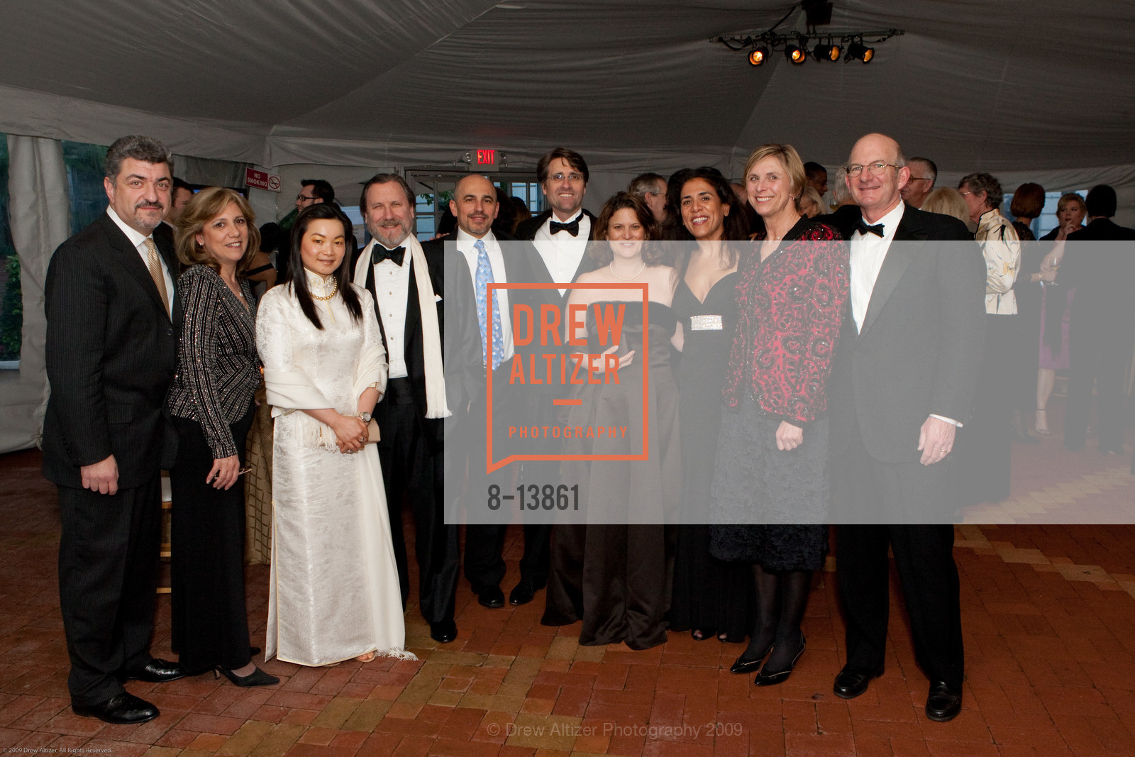 Lina Davidian, Rigi Kwong, Pierre Schwob, Jim McClarren, Linda Bernardi, Connie Phleger, International Museum of Women Annual Gala, US, March 5th, 2009, Photo #8-13861 Lina Davidian, Rigi Kwong, Pierre Schwob, Jim McClarren, Linda Bernardi, Connie Phleger, Photo #8-13861