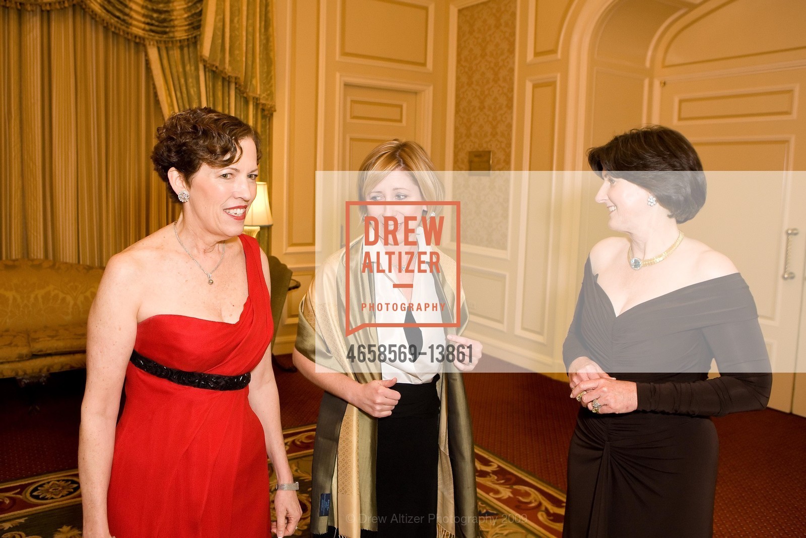 Elizabeth Colton, Jennifer Redington, Cindy Eisenberg, International Museum of Women Annual Gala, US, March 5th, 2009, Photo #4658569-13861 Elizabeth Colton, Jennifer Redington, Cindy Eisenberg, Photo #4658569-13861