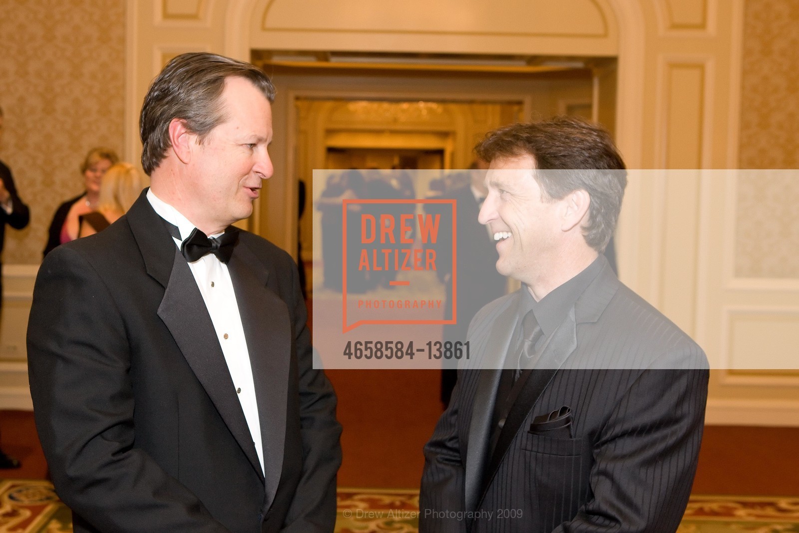 Mark Hayes, Stuart Thompto, International Museum of Women Annual Gala, US, March 5th, 2009, Photo #4658584-13861 Mark Hayes, Stuart Thompto, Photo #4658584-13861