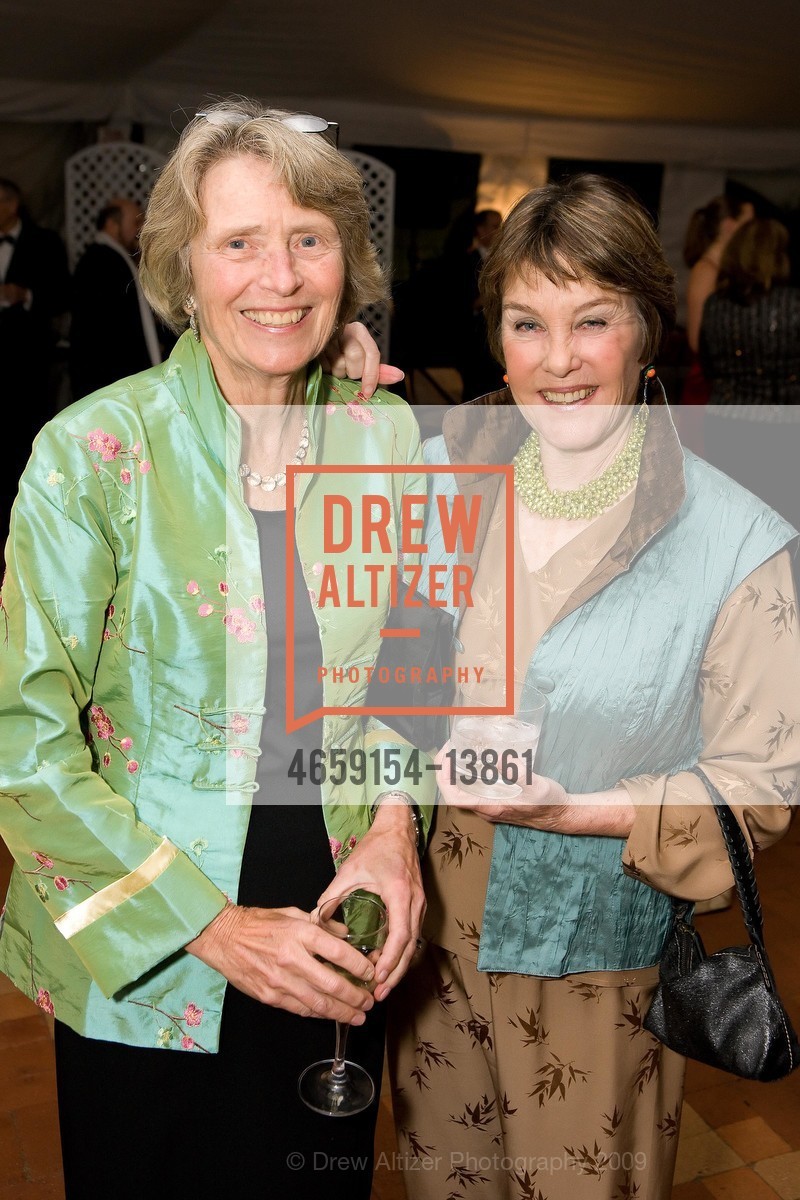 Eva Auchincloss, Nancy Leavens, International Museum of Women Annual Gala, US, March 5th, 2009, Photo #4659154-13861 Eva Auchincloss, Nancy Leavens, Photo #4659154-13861