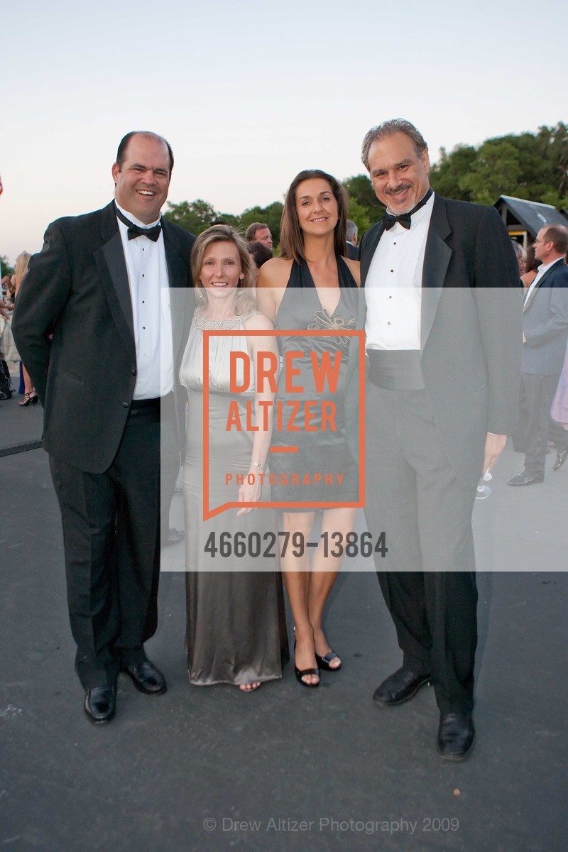 Hobie Brunner, Nora Kovach, Stephanie Andre, Brad Ettelman, The Buck Institute's CRYSTAL BALL, US, May 17th, 2009, Photo #4660279-13864 Hobie Brunner, Nora Kovach, Stephanie Andre, Brad Ettelman, Photo #4660279-13864