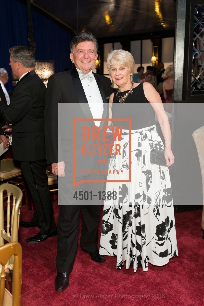 Robert Troy, Danielle Troy, Opera Ball 2016: La Revolution et L’Amour, War Memorial Opera House, September 9th, 2016, Photo #4501-1388 Robert Troy, Danielle Troy, Photo #4501-1388