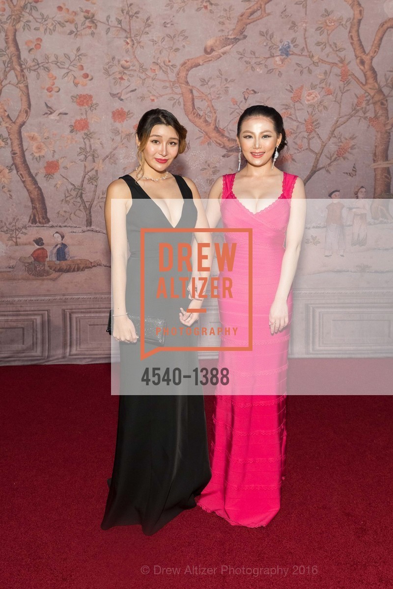 Suki Chao, Enna Wu, Opera Ball 2016: La Revolution et L’Amour, War Memorial Opera House, September 9th, 2016, Photo #4540-1388 Suki Chao, Enna Wu, Photo #4540-1388