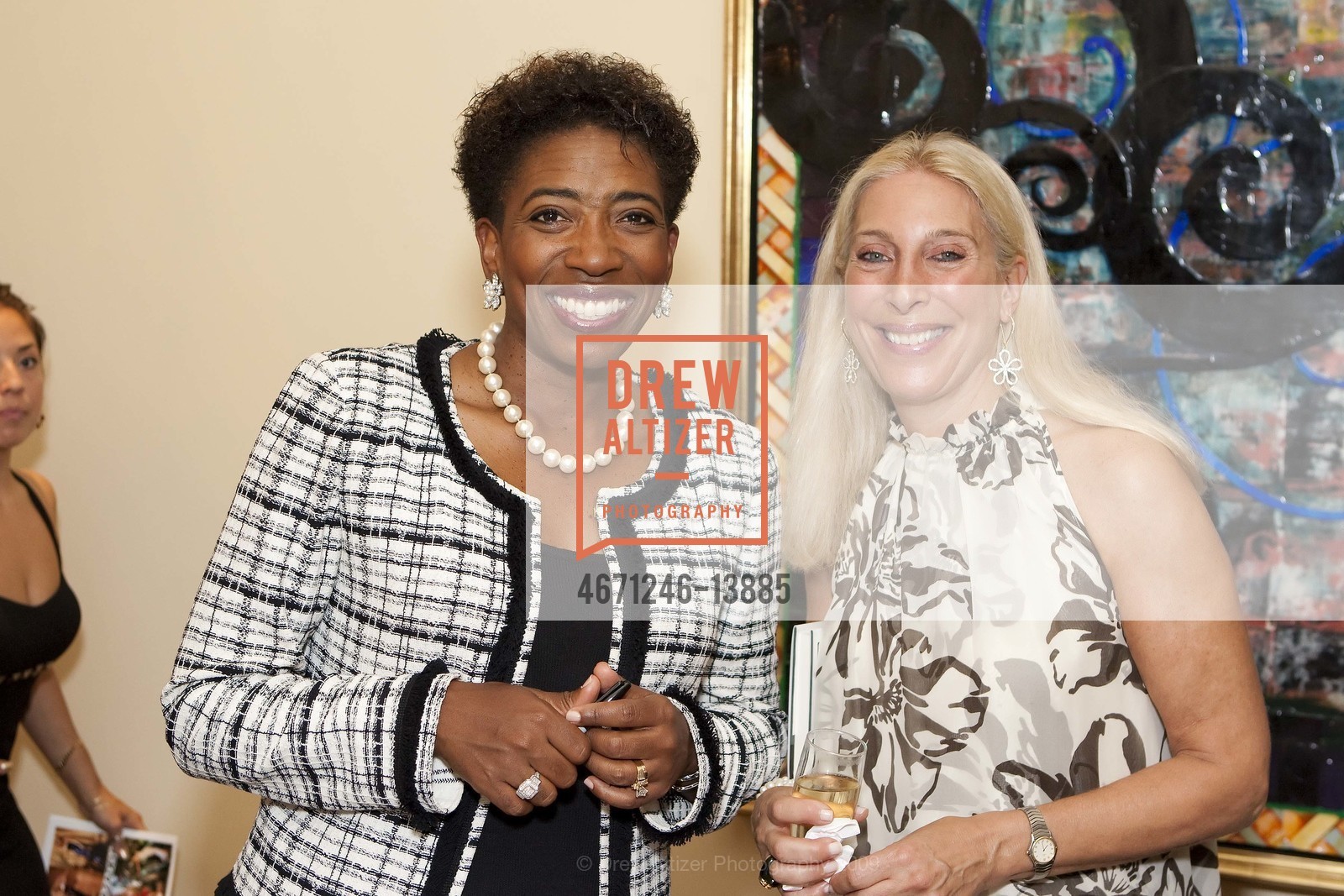 Carla Harris, Betsy Linder, Photo #4671246-13885