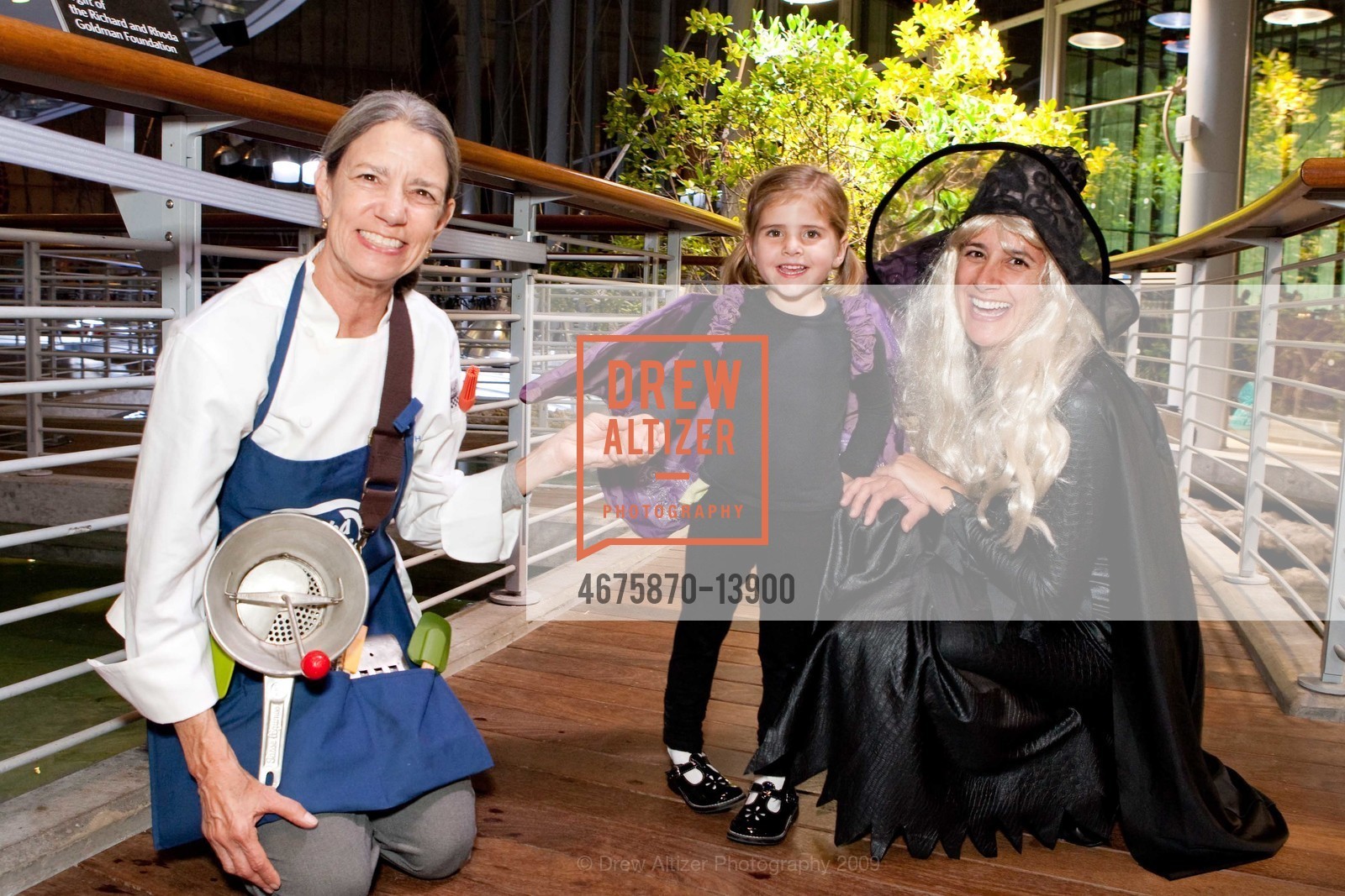 Martha Kropf, Page Sparks, Elizabeth Sparks, Photo #4675870-13900