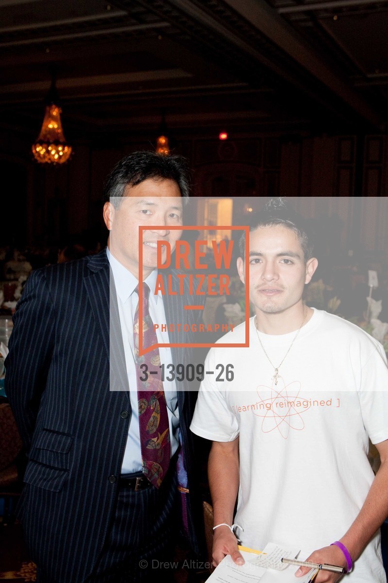 Milton Chen, Alvaro Calle, Photo #3-13909-26
