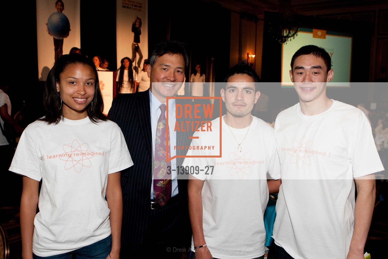 Stella Berry, Milton Chen, Alvaro Calle, Dennis Xie, Photo #3-13909-27