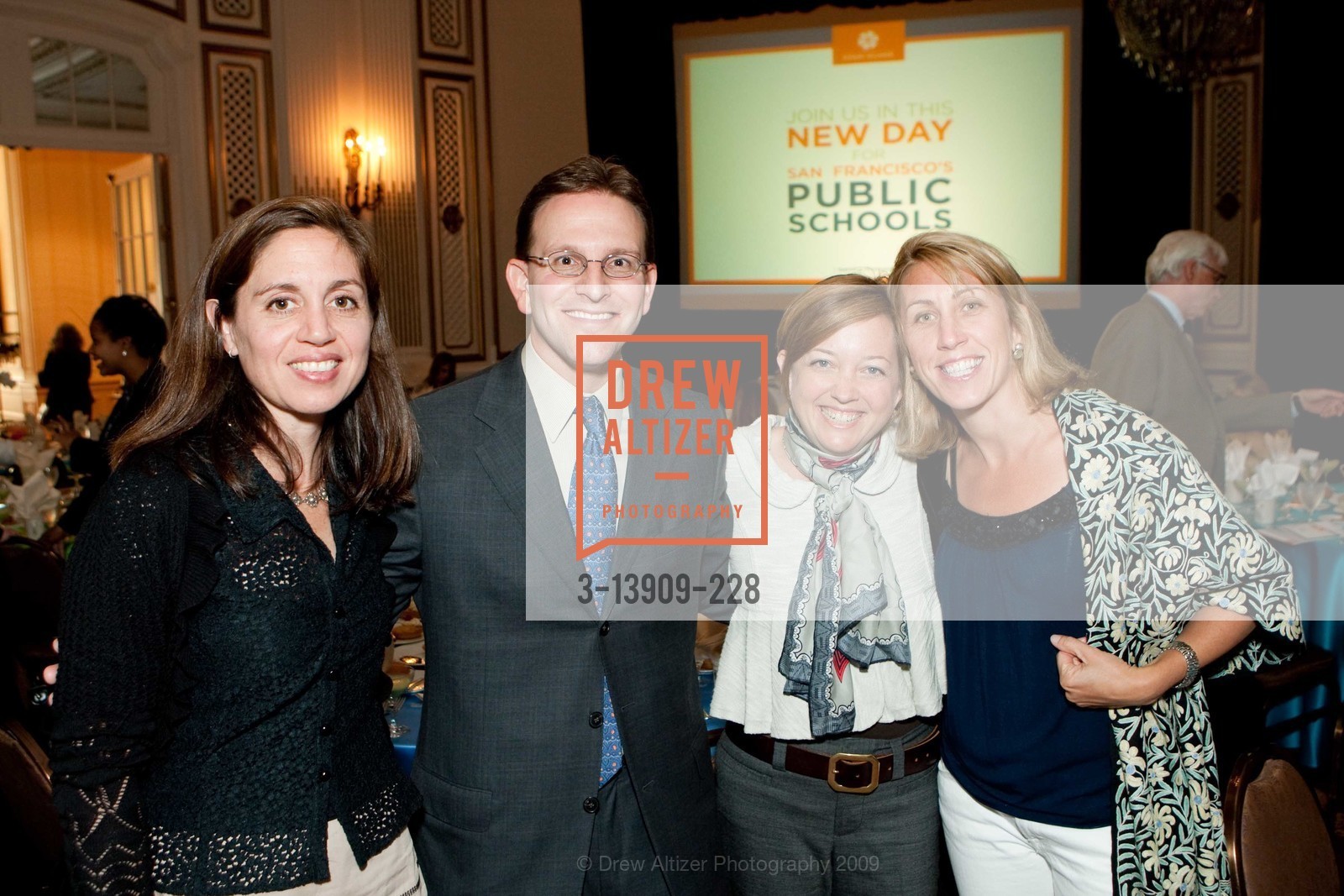 Ninive Calegari, Chris Nelson, Amy Rees, Katherine Kennedy, Photo #3-13909-228