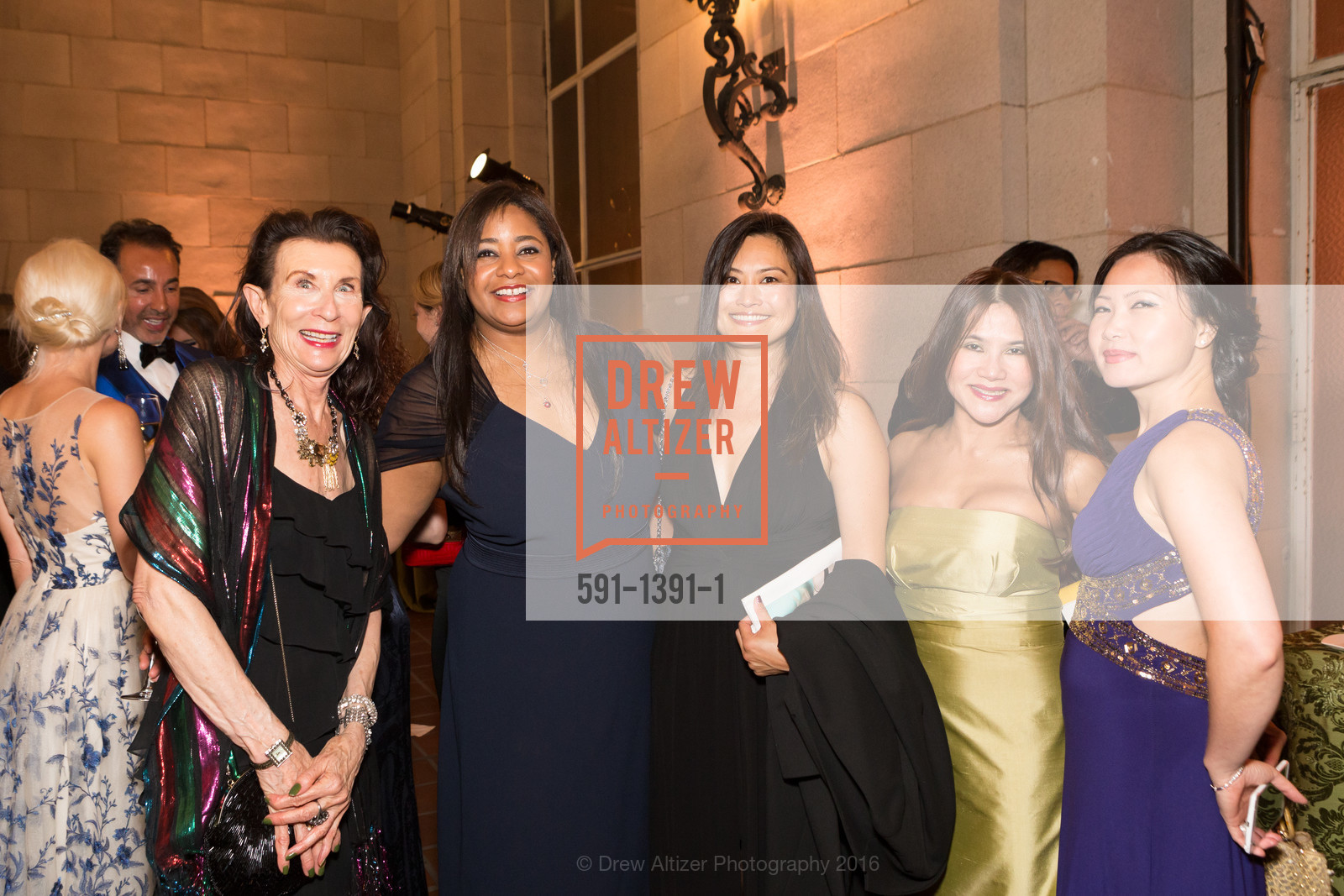 Marion Novasic, Sherri Relerford, Debbie Leong, Judy Pham, Cindy Wong, BRAVO! Club Gala, Opera House. 301 Van Ness, September 9th, 2016, Photo #591-1391-1 Marion Novasic, Sherri Relerford, Debbie Leong, Judy Pham, Cindy Wong, Photo #591-1391-1