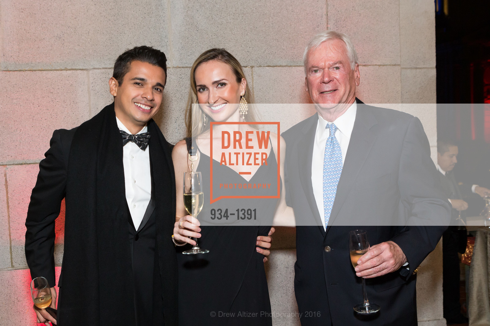 Erick Iriyen, Katherine Harwood, James Harwood, BRAVO! Club Gala, Opera House. 301 Van Ness, September 9th, 2016, Photo #934-1391 Erick Iriyen, Katherine Harwood, James Harwood, Photo #934-1391
