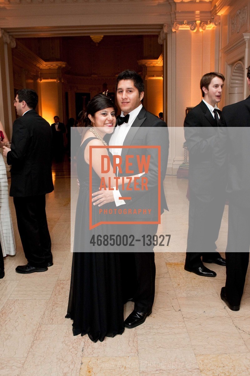 Estee Heisman, Anthony Malzone, Spinsters of San Francisco 80th Anniversary Gala, US, December 6th, 2009, Photo #4685002-13927 Estee Heisman, Anthony Malzone, Photo #4685002-13927