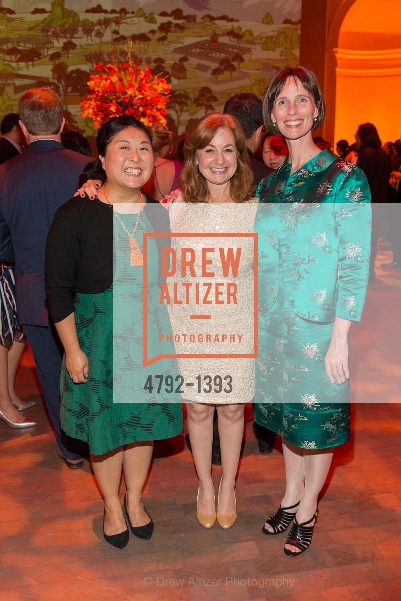 Aileen Tat, Deborah Banks, Lisette Miles, Dream of the Red Chamber World Premiere, Wilsey Center for Opera & War Memorial Opera House, Photo #4792-1393 Aileen Tat, Deborah Banks, Lisette Miles, Photo #4792-1393