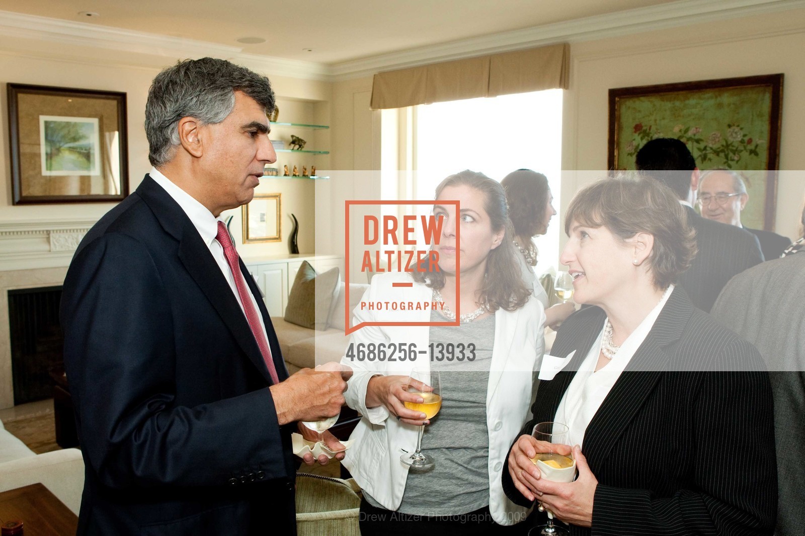 Phillip Economopoulos, Diane Papan, Gina Papan, Photo #4686256-13933