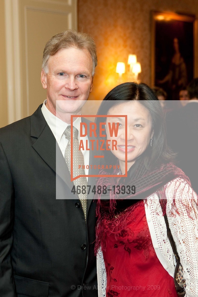 Ralph Leighton, Bebe Kwan, SF State Gala at Ritz, US, February 5th, 2009, Photo #4687488-13939 Ralph Leighton, Bebe Kwan, Photo #4687488-13939