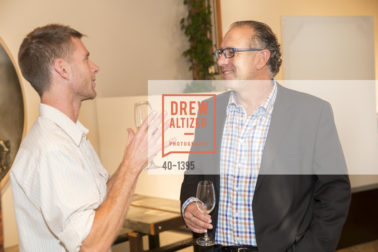Florian Roeper, Neil Schwartz, Dinner at Studio Roeper with Alisa Carroll, Studio Roeper. 215 15th Street, San Francisco, CA, September 8th, 2016, Photo #40-1395 Florian Roeper, Neil Schwartz, Photo #40-1395