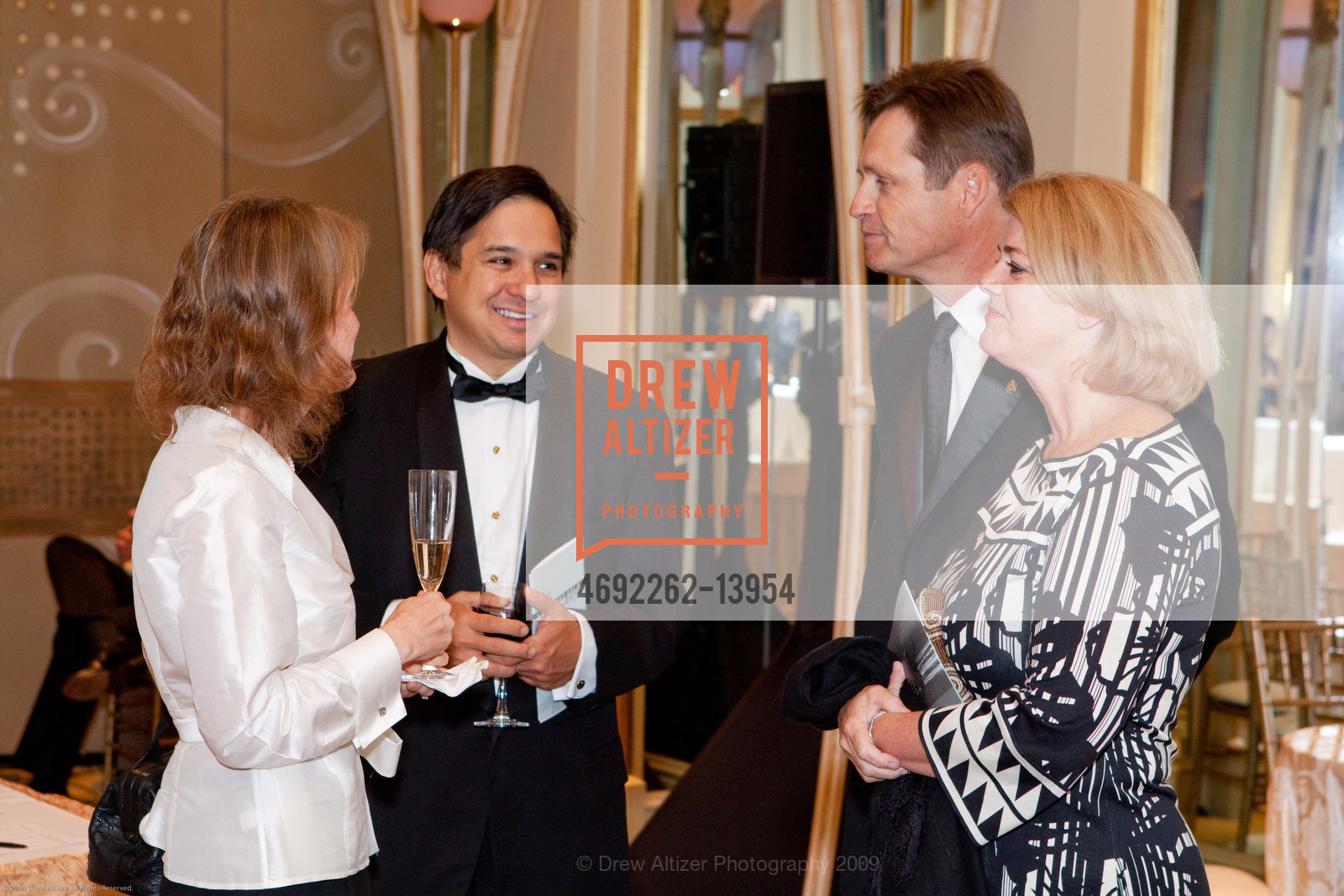 Nancy Mark, David Mark, Dwight Holing, American Diabetes Association Champions Gala: Bridge to a Cure, US, October 25th, 2009, Photo #4692262-13954 Nancy Mark, David Mark, Dwight Holing, Photo #4692262-13954