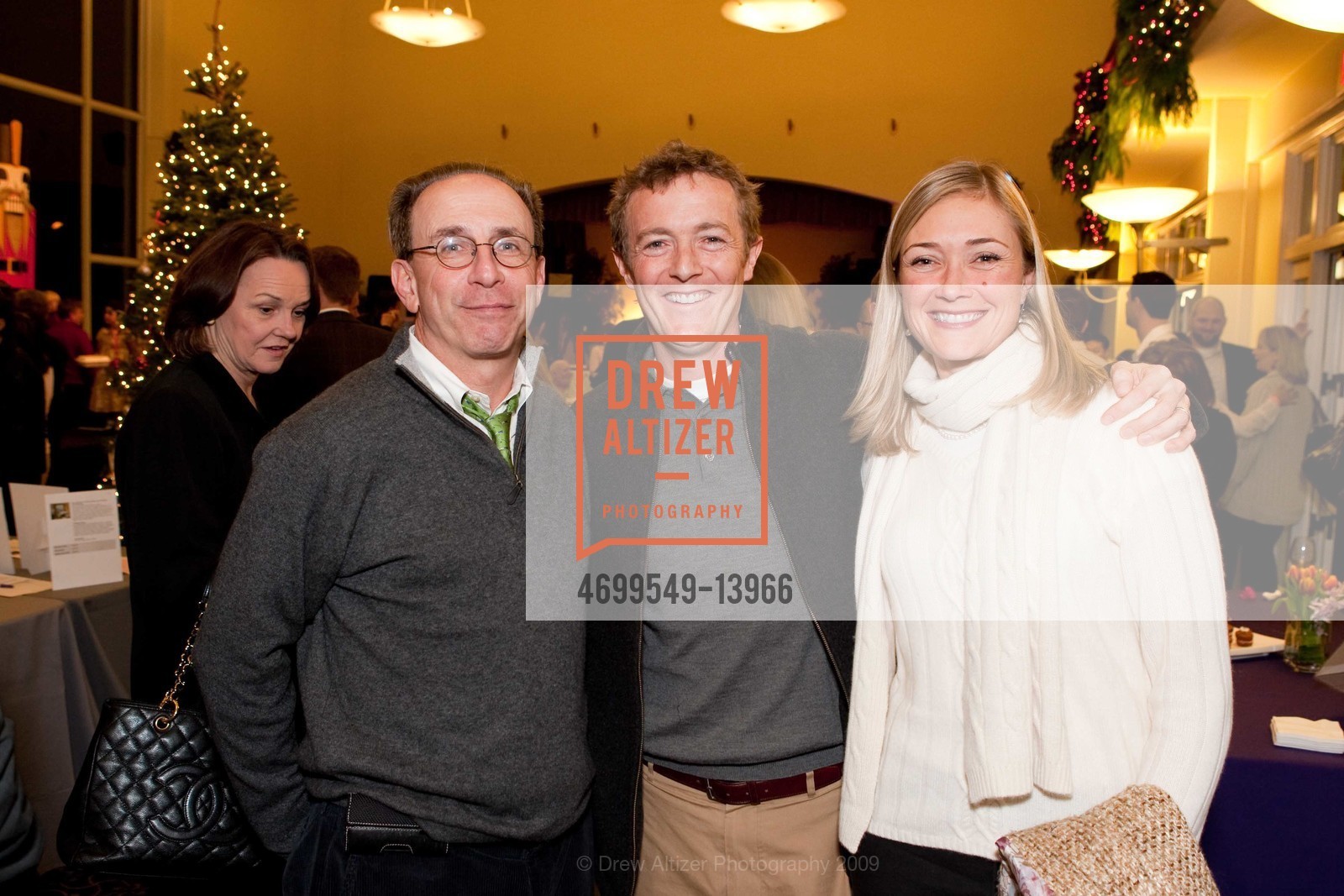 Richard Gerber, Katie Van Thillo, Holiday Heroes, US, December 8th, 2009, Photo #4699549-13966 Richard Gerber, Katie Van Thillo, Photo #4699549-13966