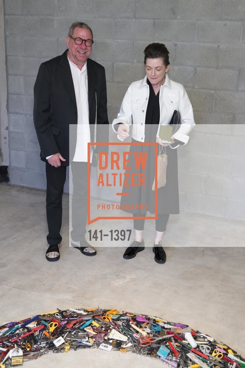 Gary Hutton, Alisa Carroll, Photo #141-1397