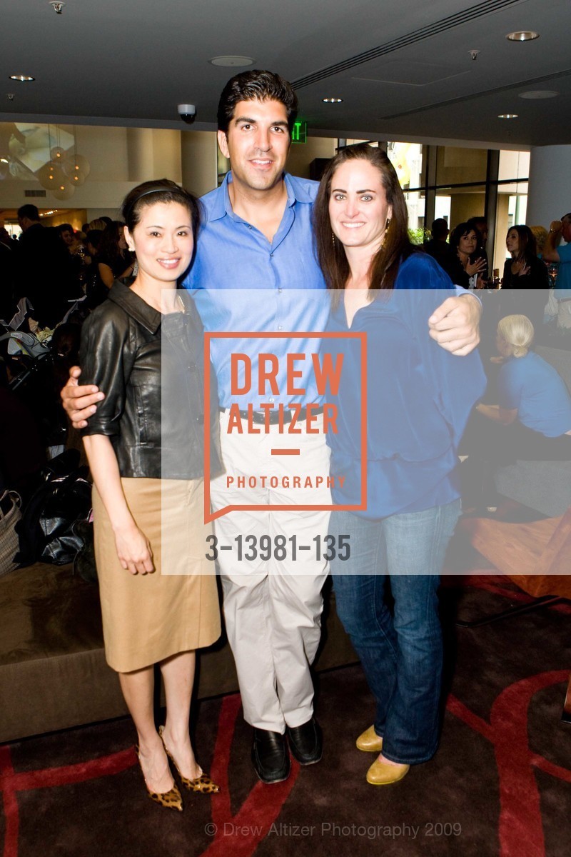 Sabrina Kong, Victor Thomas, Kelly Kruger, PARC 55's Art in the Parc - Cocktail Reception & Art Exhibit, US, June 17th, 2009, Photo #3-13981-135 Sabrina Kong, Victor Thomas, Kelly Kruger, Photo #3-13981-135