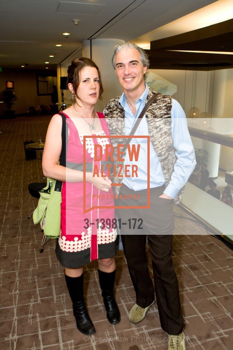 Julia Rubinic, Alex Garcia, Photo #3-13981-172
