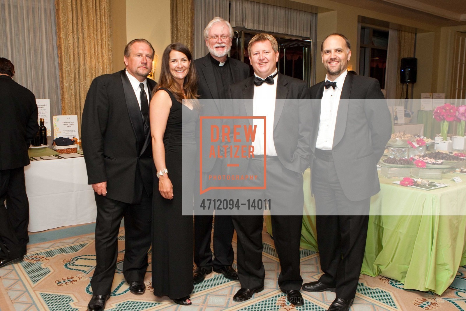 Jesse Rhodes, Gilly Morrell, Father David Lowell, Ben Morrell, Photo #4712094-14011