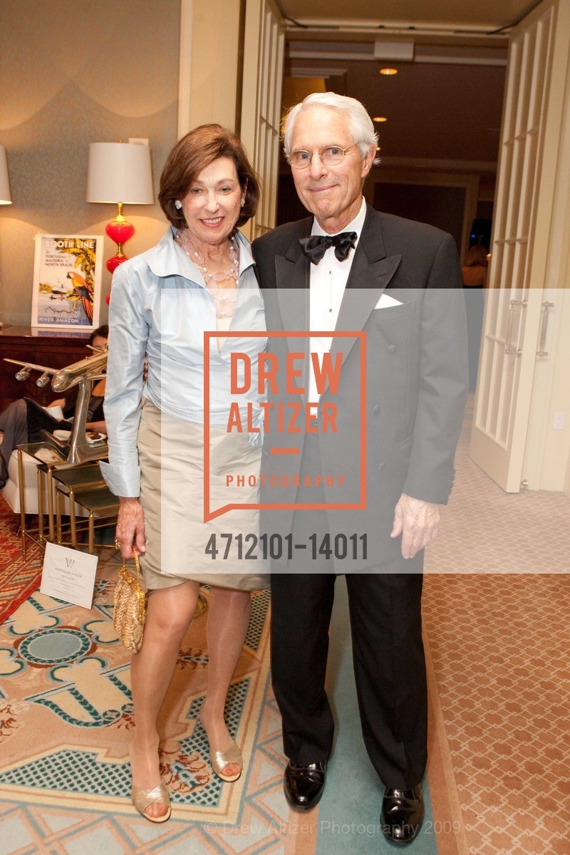 Alice Wiley Hall, Peter Hall, Raphael House Gala, US, May 15th, 2009, Photo #4712101-14011 Alice Wiley Hall, Peter Hall, Photo #4712101-14011