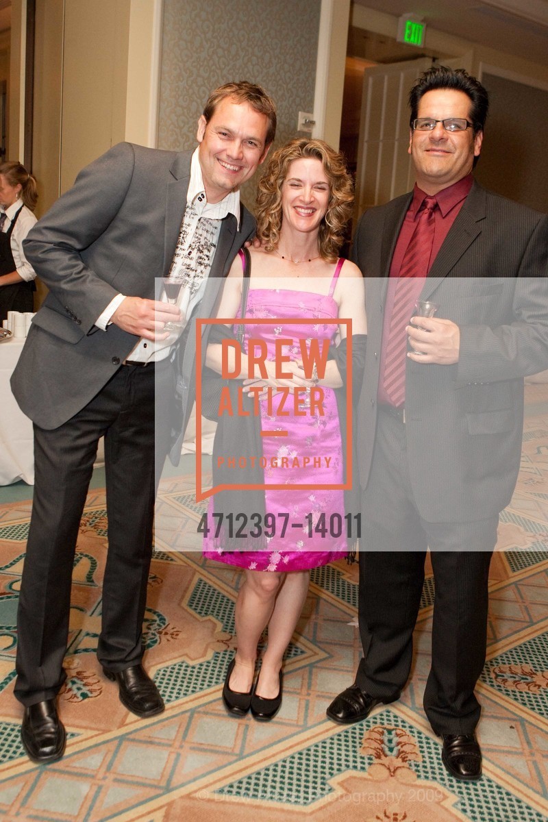 Ramon Fliek, Tamara Johnston, Gabriel Gasca, Raphael House Gala, US, May 15th, 2009, Photo #4712397-14011 Ramon Fliek, Tamara Johnston, Gabriel Gasca, Photo #4712397-14011