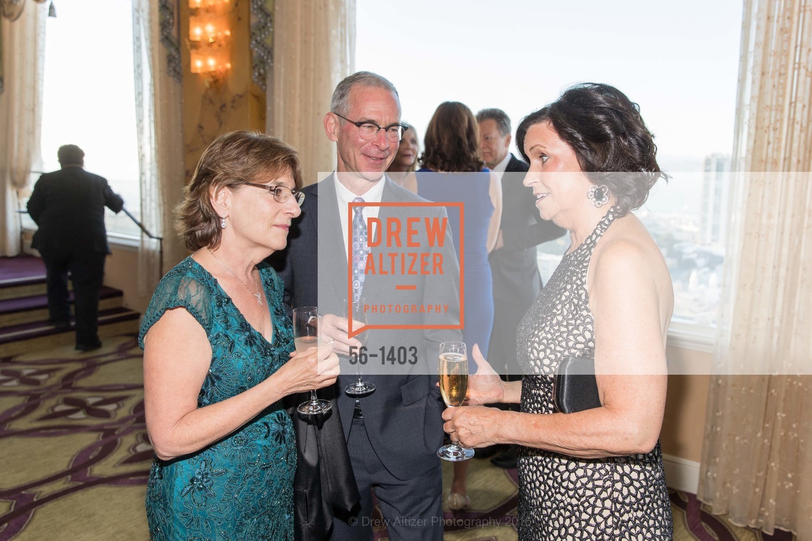 Gail Shak, Steven Shak, Brenda Beck, American Cancer Society's Discovery Gala, Fairmont, September 17th, 2016, Photo #56-1403 Gail Shak, Steven Shak, Brenda Beck, Photo #56-1403