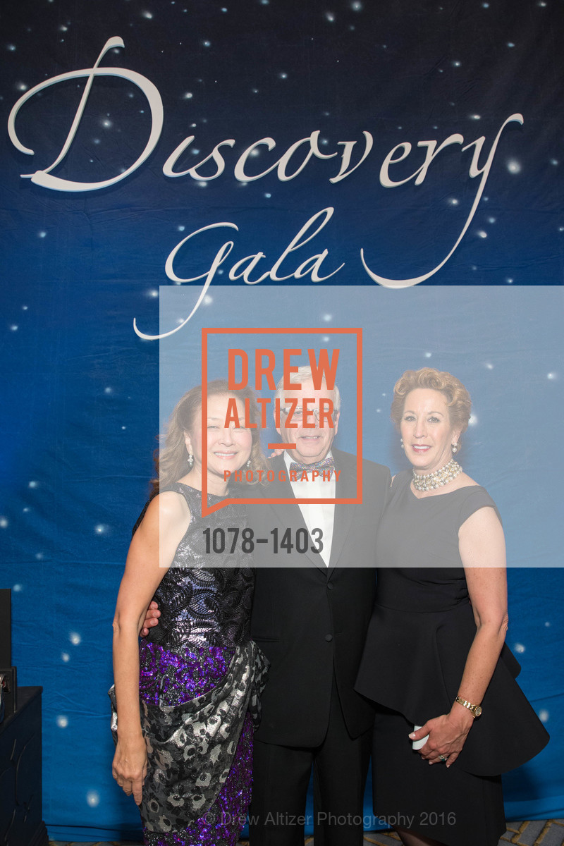Olivia Decker, Paul Kochis, Amy Millman, American Cancer Society's Discovery Gala, Fairmont, September 17th, 2016, Photo #1078-1403 Olivia Decker, Paul Kochis, Amy Millman, Photo #1078-1403